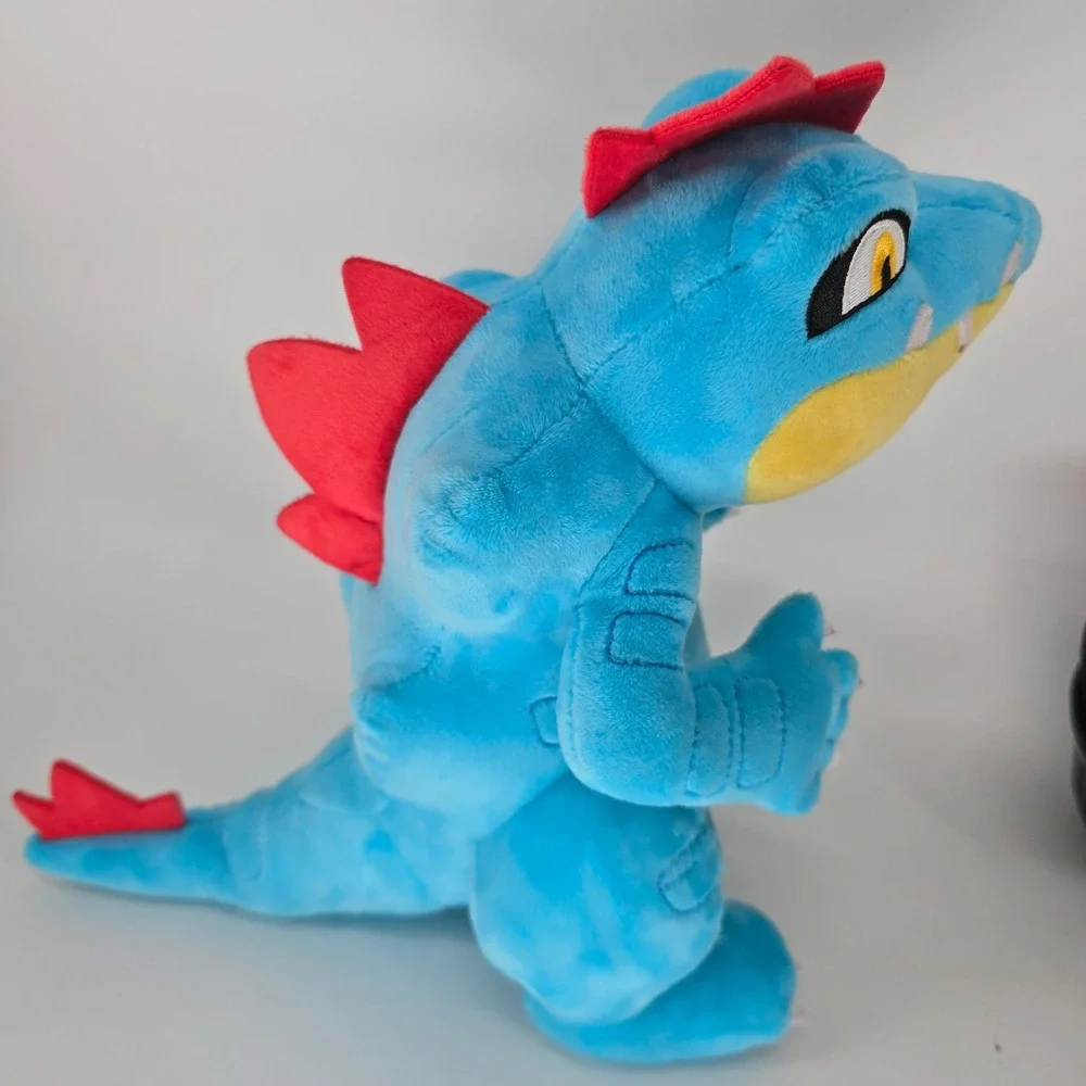 Pokemon Feraligatr Plush Stuffed Animal Blue Red 11 Inch Johto Starter Evolution